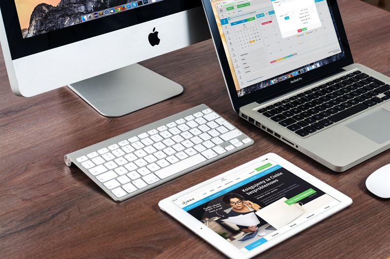 Apple Laptop Notebook Office